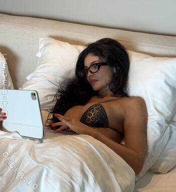 🔥 Kylie jenner leaked private photo uncensored full