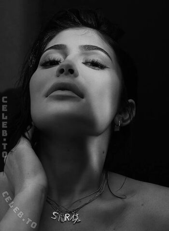 🔥 Kylie jenner leaked private photo uncensored full