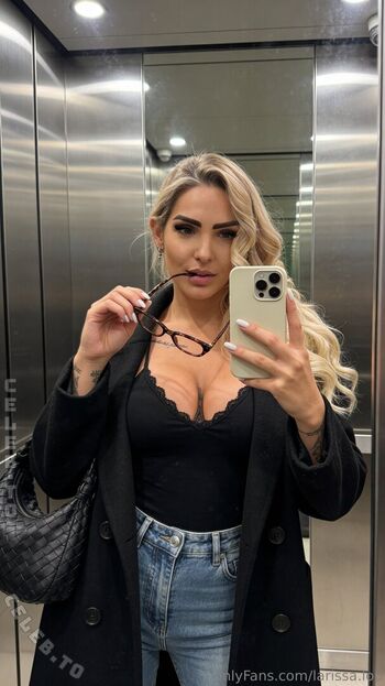 🔥 Larissa lou leaked private photo uncensored full