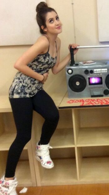 🔥 Laura marano leaked private photo uncensored full