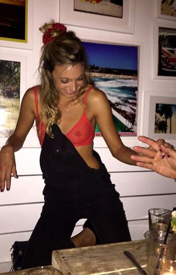 🔥 Laura perlongo leaked private photo uncensored full