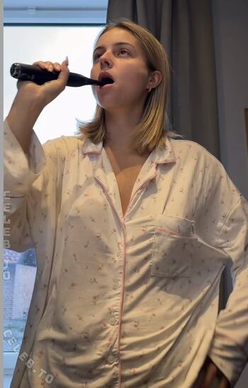 🔥 Lea breuer leaked private photo uncensored full