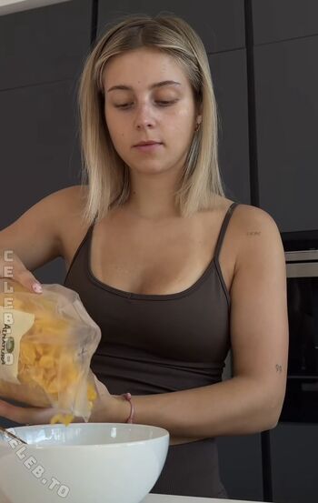 🔥 Lea breuer leaked private photo uncensored full