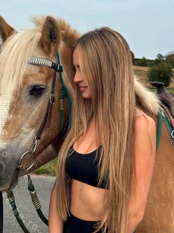 🔥 Lea katharina maria  page leaked private photo uncensored full