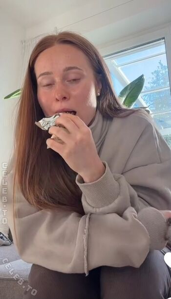 🔥 Leoobalys  page leaked private photo uncensored full