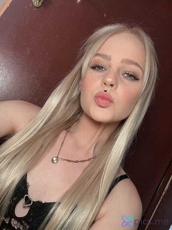 🔥 Lilkikiexclusive leaked private photo uncensored full