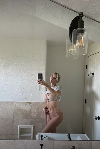 🔥 Lindsay pelas page leaked private photo uncensored full