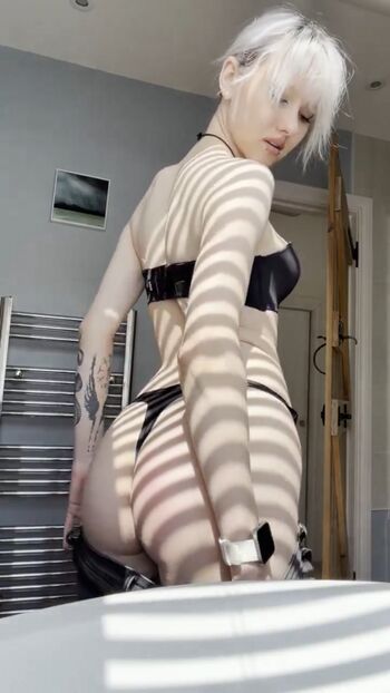 🔥 Little emo kitten page leaked private photo uncensored full