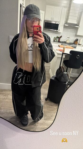 🔥 Liv morgan  page leaked private photo uncensored full