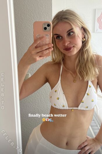 🔥 Livingwithleenaa leaked private photo uncensored full