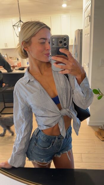 🔥 Livvy dunne  page leaked private photo uncensored full