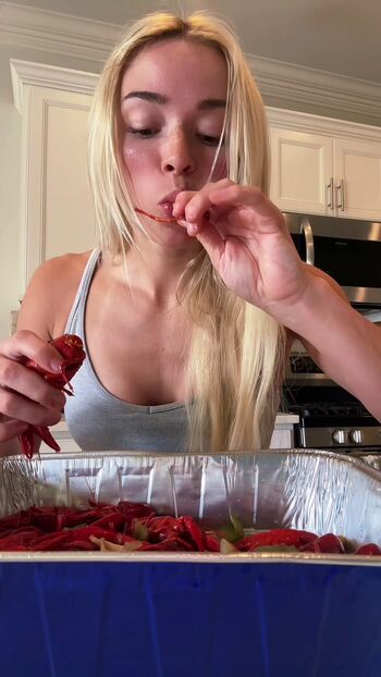 🔥 Livvy dunne  page leaked private photo uncensored full