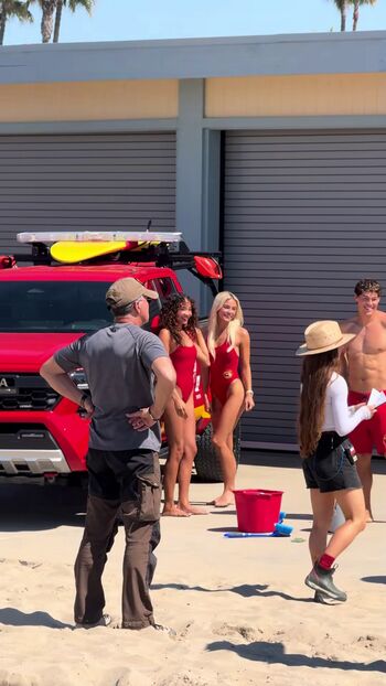 🔥 Livvy dunne  page leaked private photo uncensored full