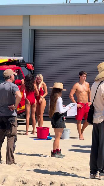 🔥 Livvy dunne  page leaked private photo uncensored full