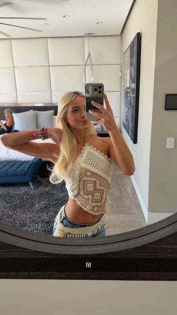 🔥 Livvy dunne  page leaked private photo uncensored full