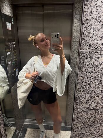 🔥 Loulou fbl page leaked private photo uncensored full