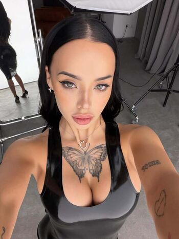 🔥 Lyna com leaked private photo uncensored full