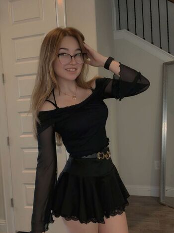 🔥 Lyssaurora page leaked private photo uncensored full