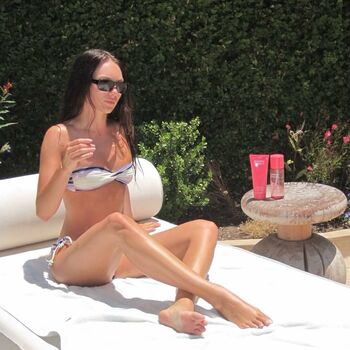 🔥 Maddie ziegler  page leaked private photo uncensored full