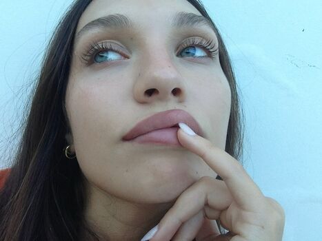 🔥 Maddie ziegler  page leaked private photo uncensored full