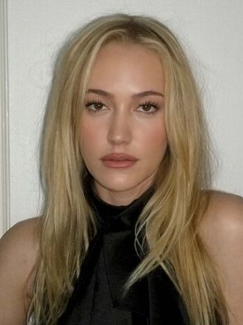 🔥 Maika monroe page leaked private photo uncensored full