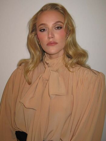 🔥 Maika monroe page leaked private photo uncensored full