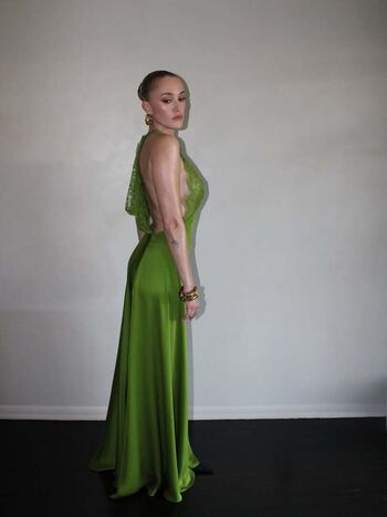 🔥 Maika monroe leaked private photo uncensored full