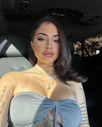 🔥 Malu trevejo  page leaked private photo uncensored full