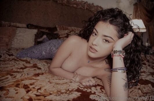 🔥 Malu trevejo  page leaked private photo uncensored full