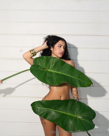 🔥 Malu trevejo  page leaked private photo uncensored full
