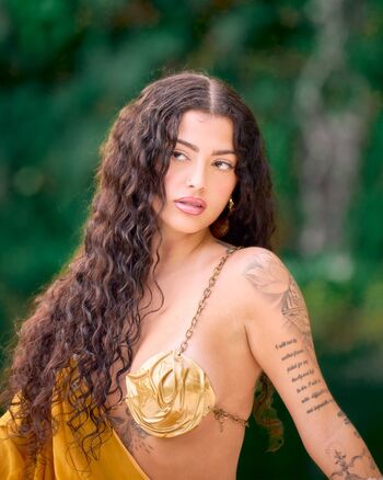 🔥 Malu trevejo leaked private photo uncensored full
