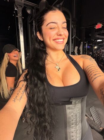🔥 Malu trevejo  page leaked private photo uncensored full