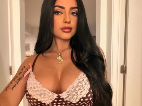 🔥 Malu trevejo  page leaked private photo uncensored full