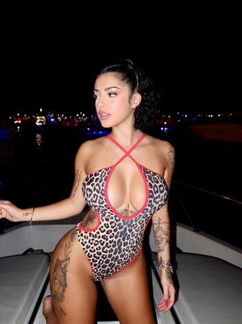 🔥 Malu trevejo  page leaked private photo uncensored full