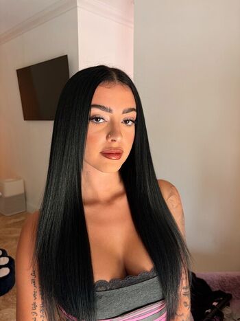 🔥 Malu trevejo  page leaked private photo uncensored full