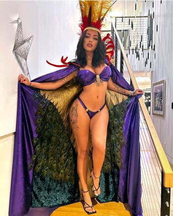 🔥 Malu trevejo  page leaked private photo uncensored full