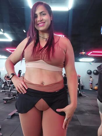 🔥 Mature women page leaked private photo uncensored full