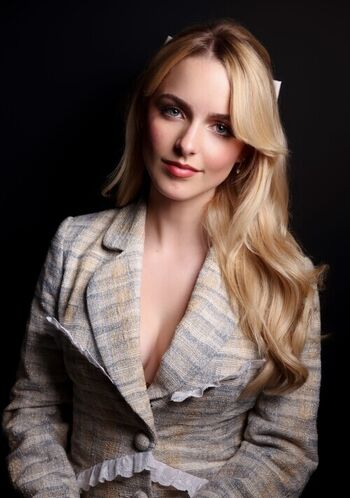 🔥 Mckenna grace  page leaked private photo uncensored full