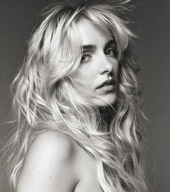 🔥 Mckenna grace  page leaked private photo uncensored full