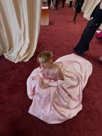 🔥 Mckenna grace  page leaked private photo uncensored full