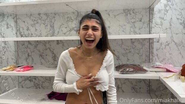 🔥 Mia khalifa  page leaked private photo uncensored full