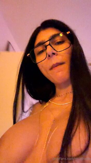🔥 Mia khalifa  page leaked private photo uncensored full