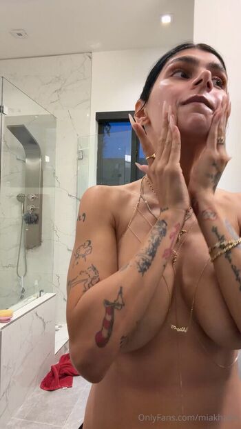 🔥 Mia khalifa  page leaked private photo uncensored full