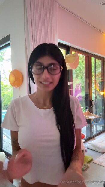 🔥 Mia khalifa  page leaked private photo uncensored full