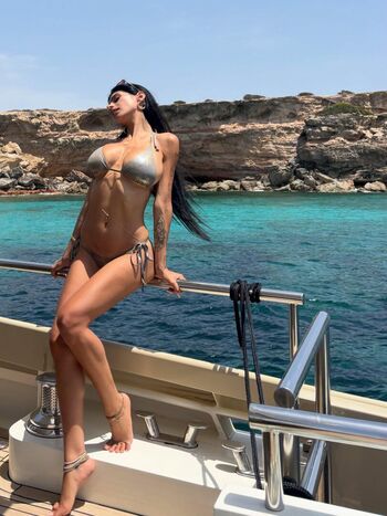 🔥 Mia khalifa leaked private photo uncensored full