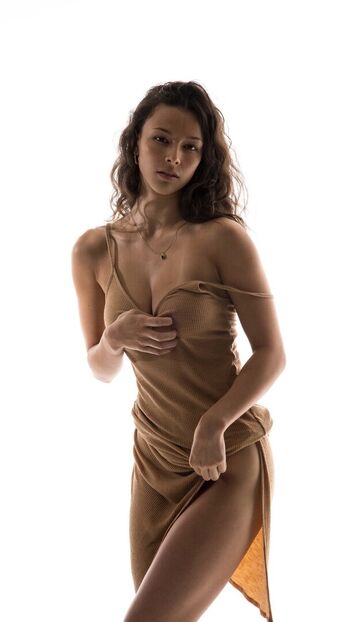 🔥 Mia wynn page leaked private photo uncensored full