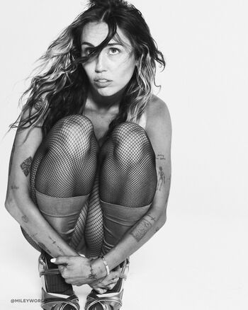 🔥 Miley cyrus page leaked private photo uncensored full