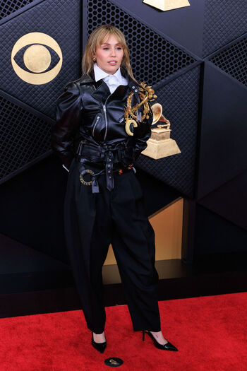 🔥 Miley cyrus page leaked private photo uncensored full