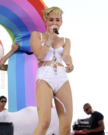 🔥 Miley cyrus page leaked private photo uncensored full
