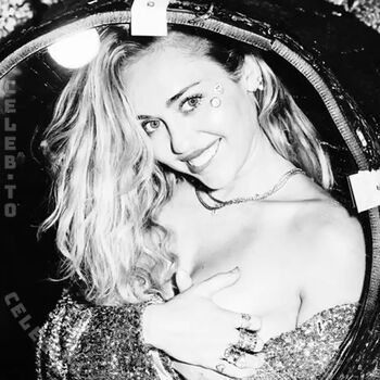 🔥 Miley cyrus page leaked private photo uncensored full